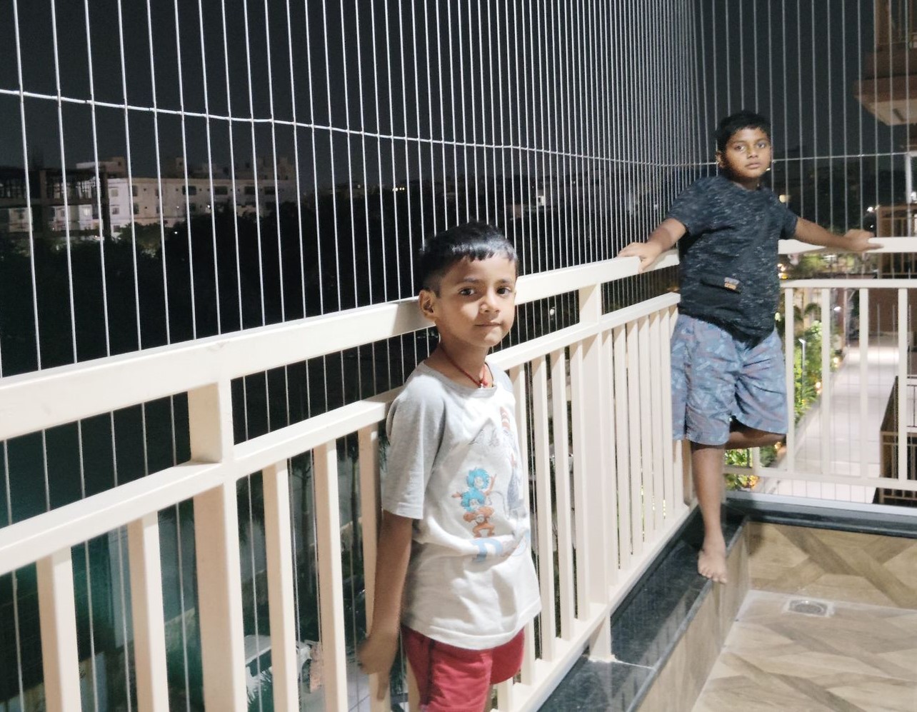 Safety Invisible Grill 8105654741